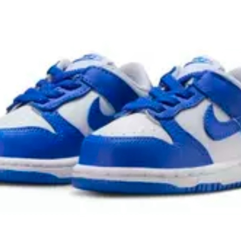 Nike Kids Sneakers in Blue and White